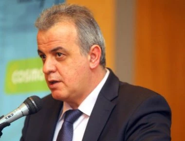 «Κεραυνοί» Μ. Όθωνα: Στην υπόθεση Σημίτη, ο Τσίπρας είναι το φις, ο Καραμανλής η πρίζα και καλωδίωση οι Ρασπούτιν